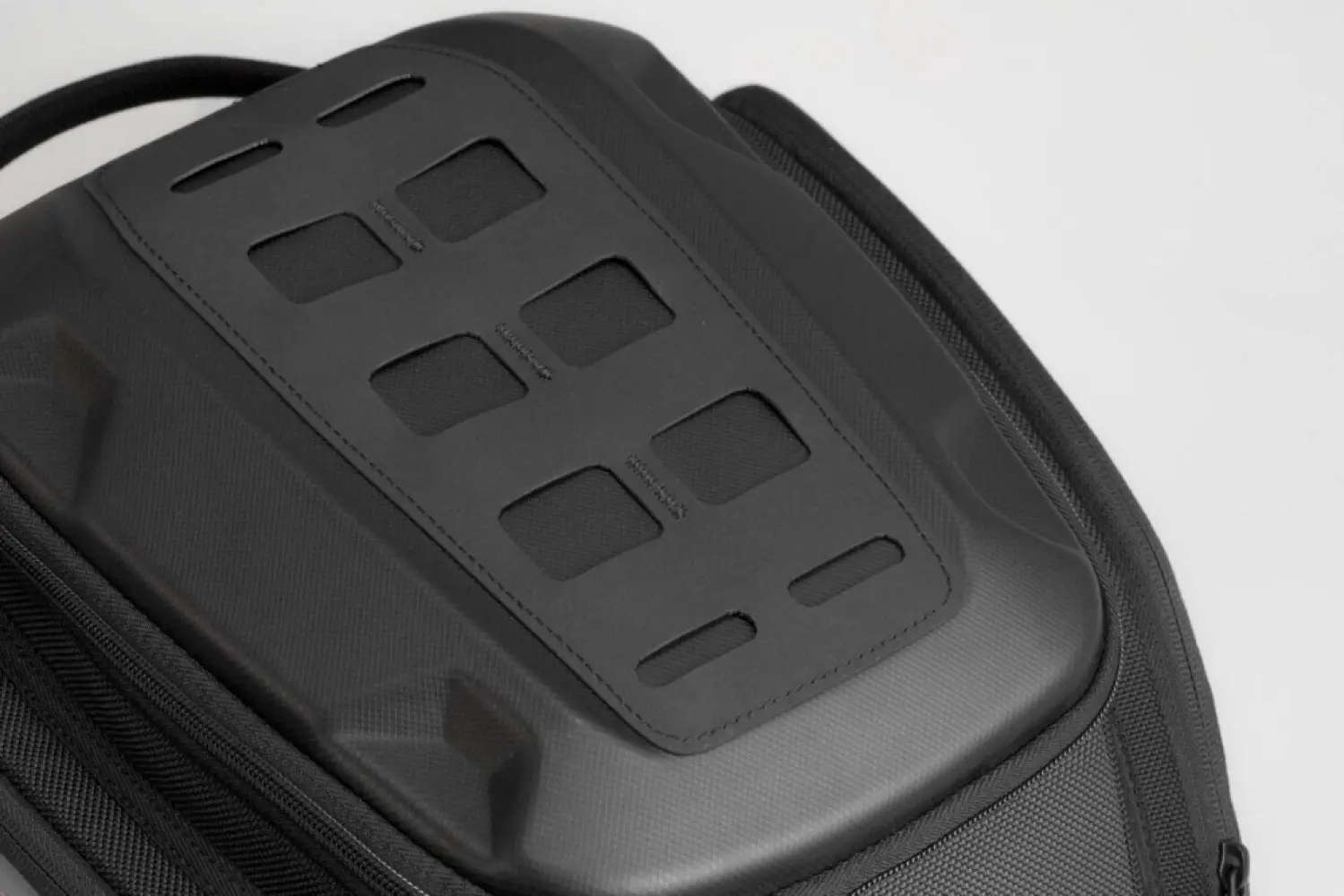 SW-MOTECH - TANKBAG PRO EDGE - 35020806