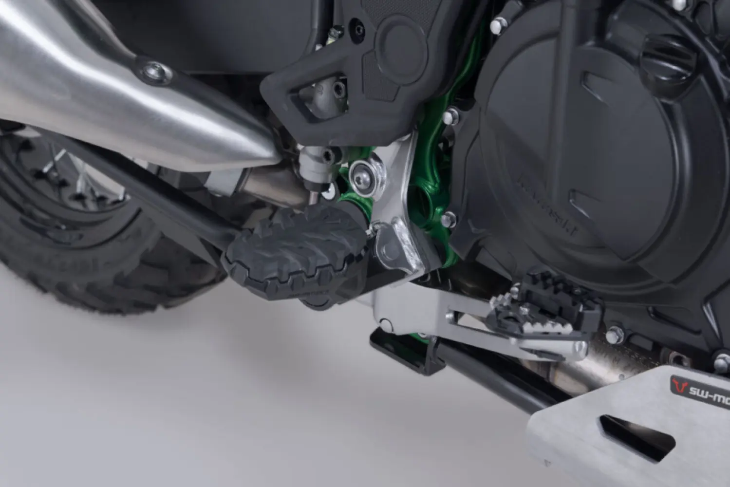 SW-MOTECH - EVO FOOTREST KIT - 16202885