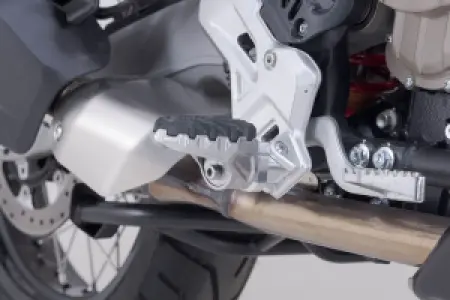 SW-MOTECH - EVO FOOTREST KIT - 16202886