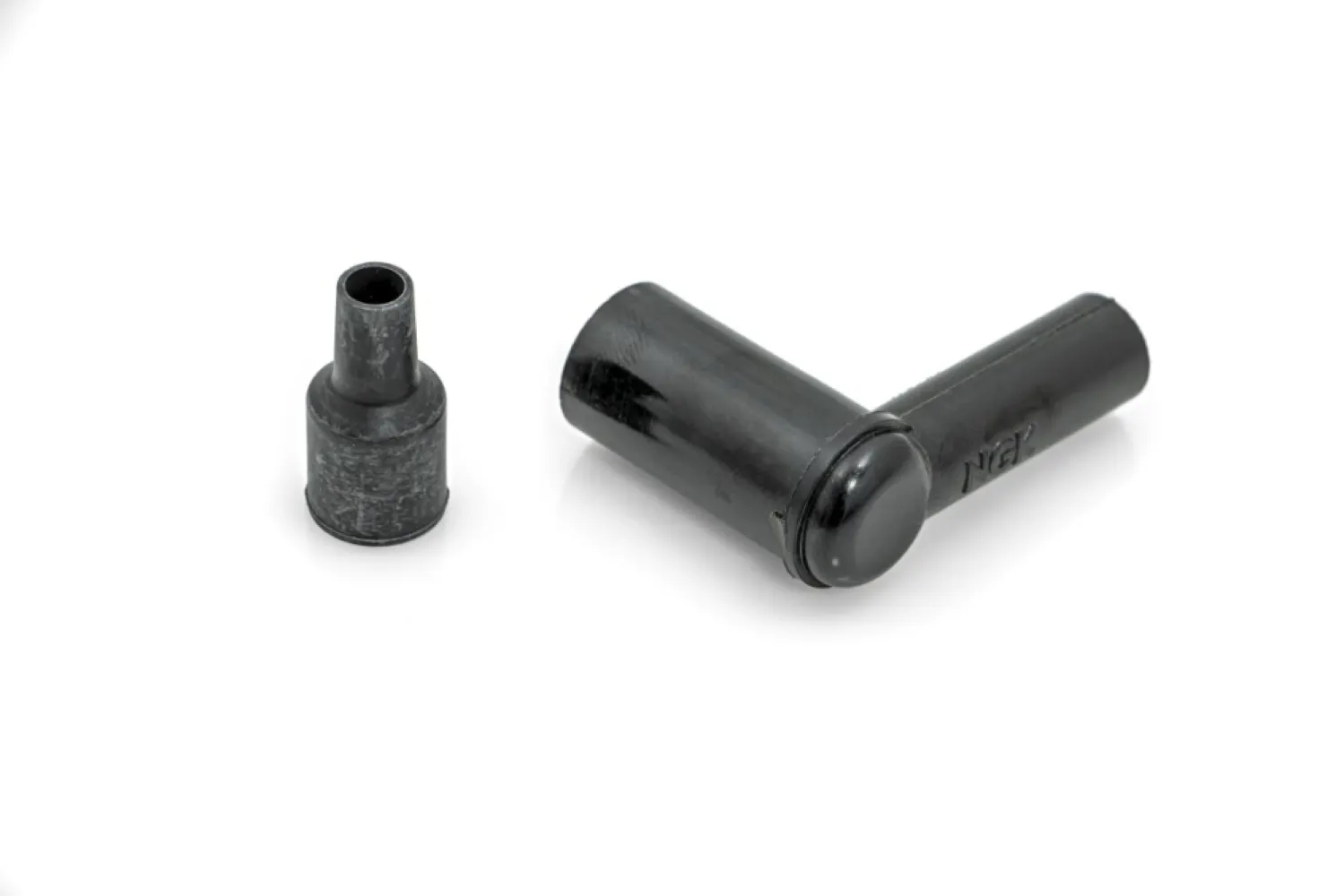 NGK SPARK PLUGS - SPARK PLUG CAP L05EL - 21040384