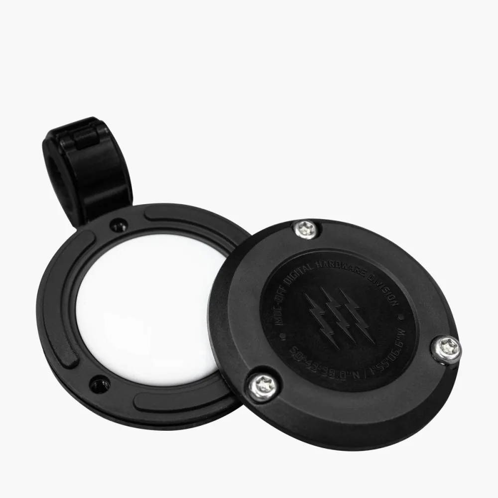 MUC-OFF - MOTORCYCLE AIR TAG HOLDER - 21300362