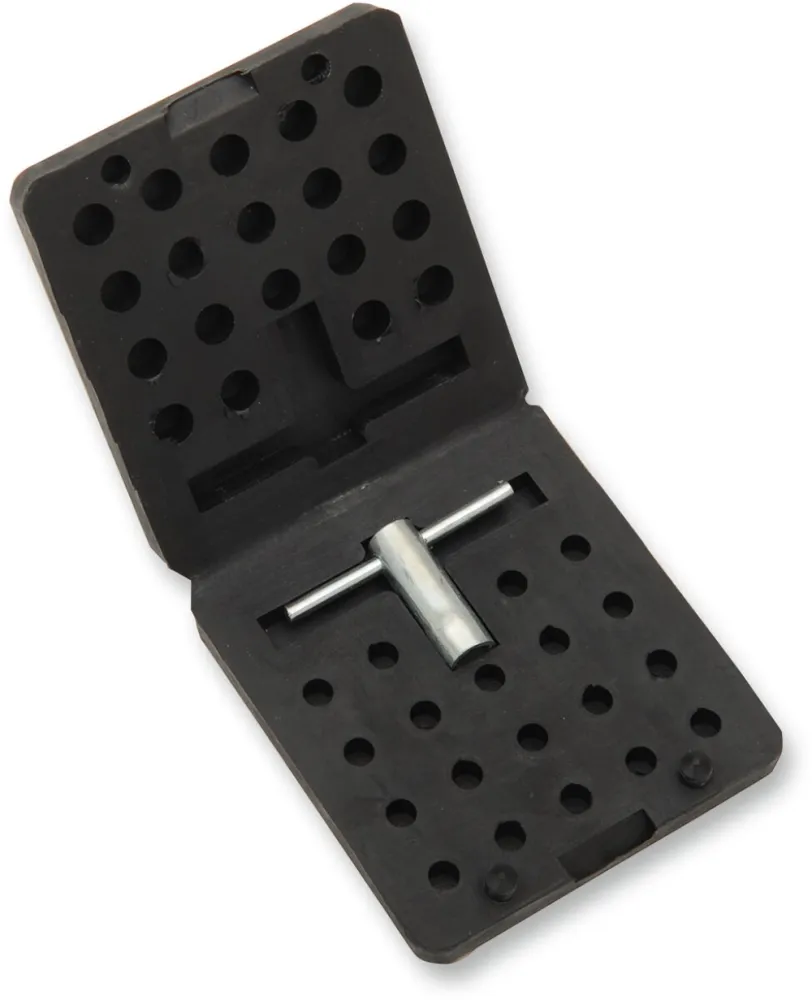PARTS UNLIMITED - JET CARRIER W/WRENCH MIK. - 301