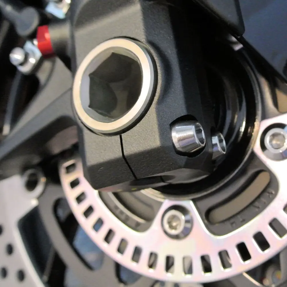 PRO BOLT - BOLT SET FRONT AXLE SS - 02142035