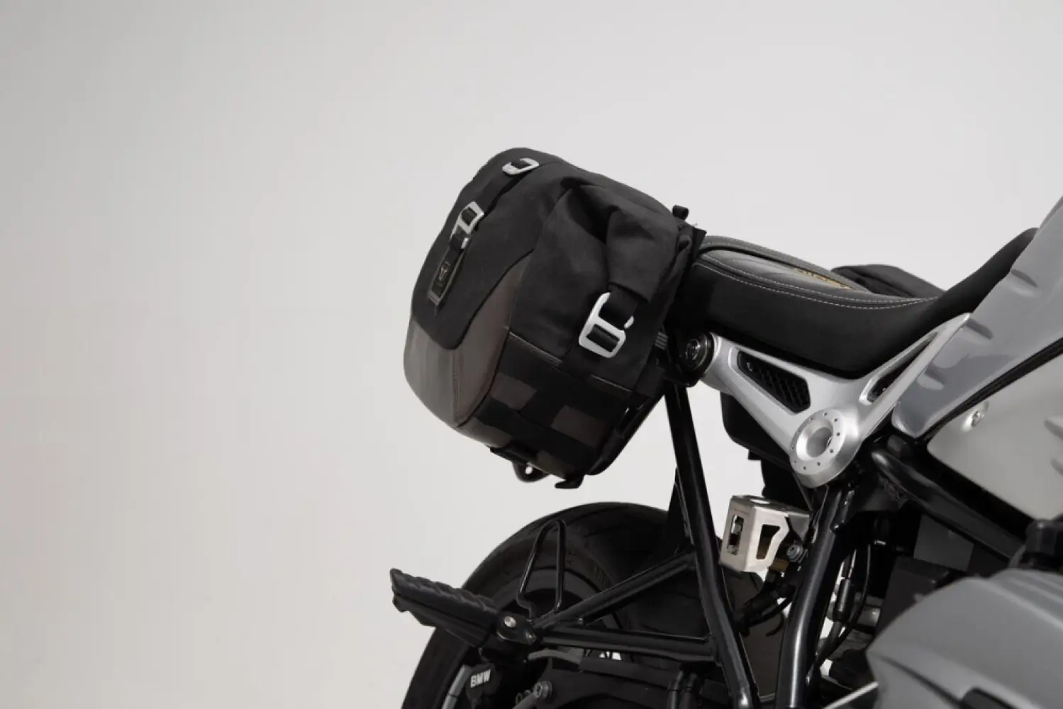 SW-MOTECH - SIDEBAG SYS LEGEND LC - 35011472