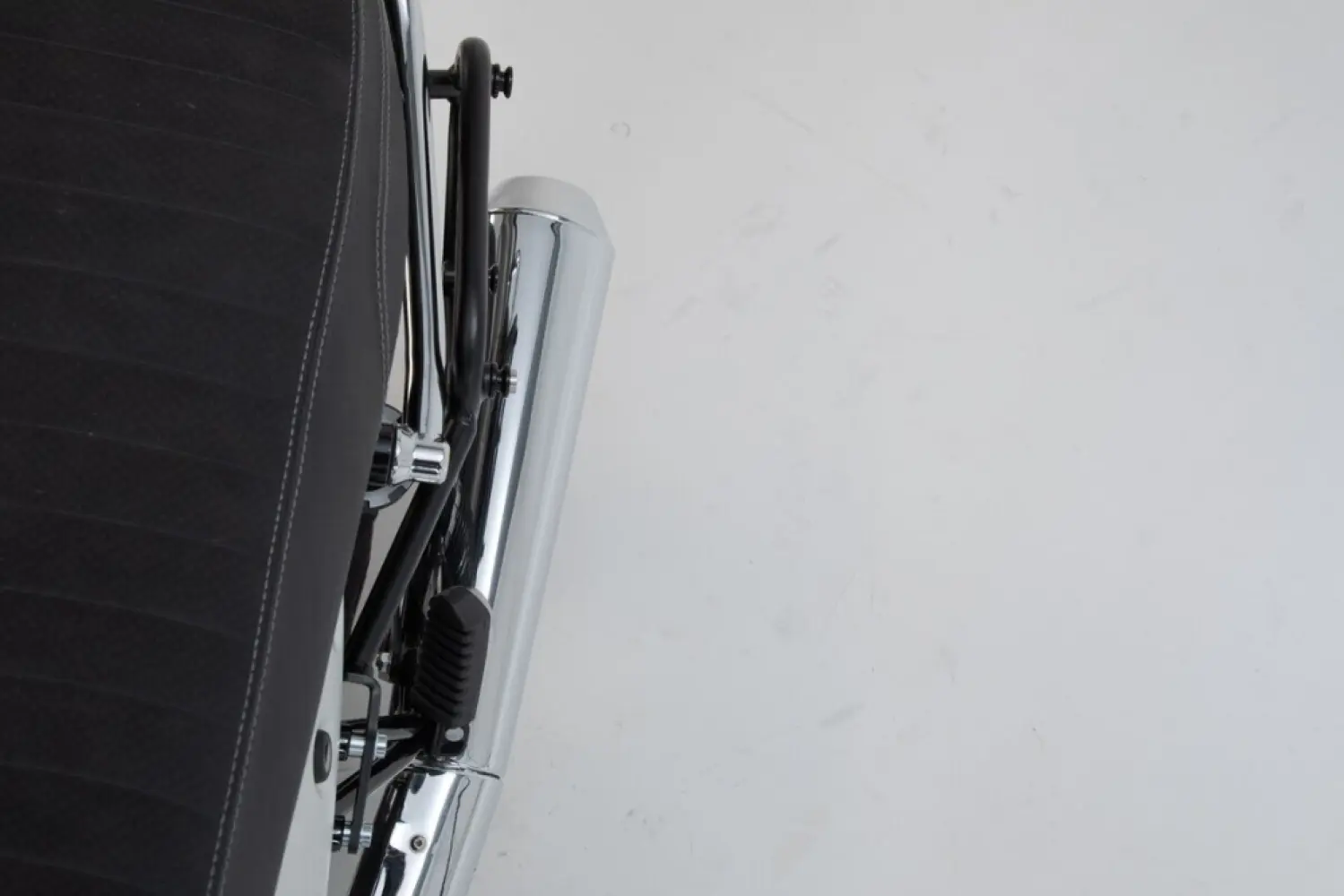 SW-MOTECH - SIDEBAG SYS LEGEND LC B - 35011837