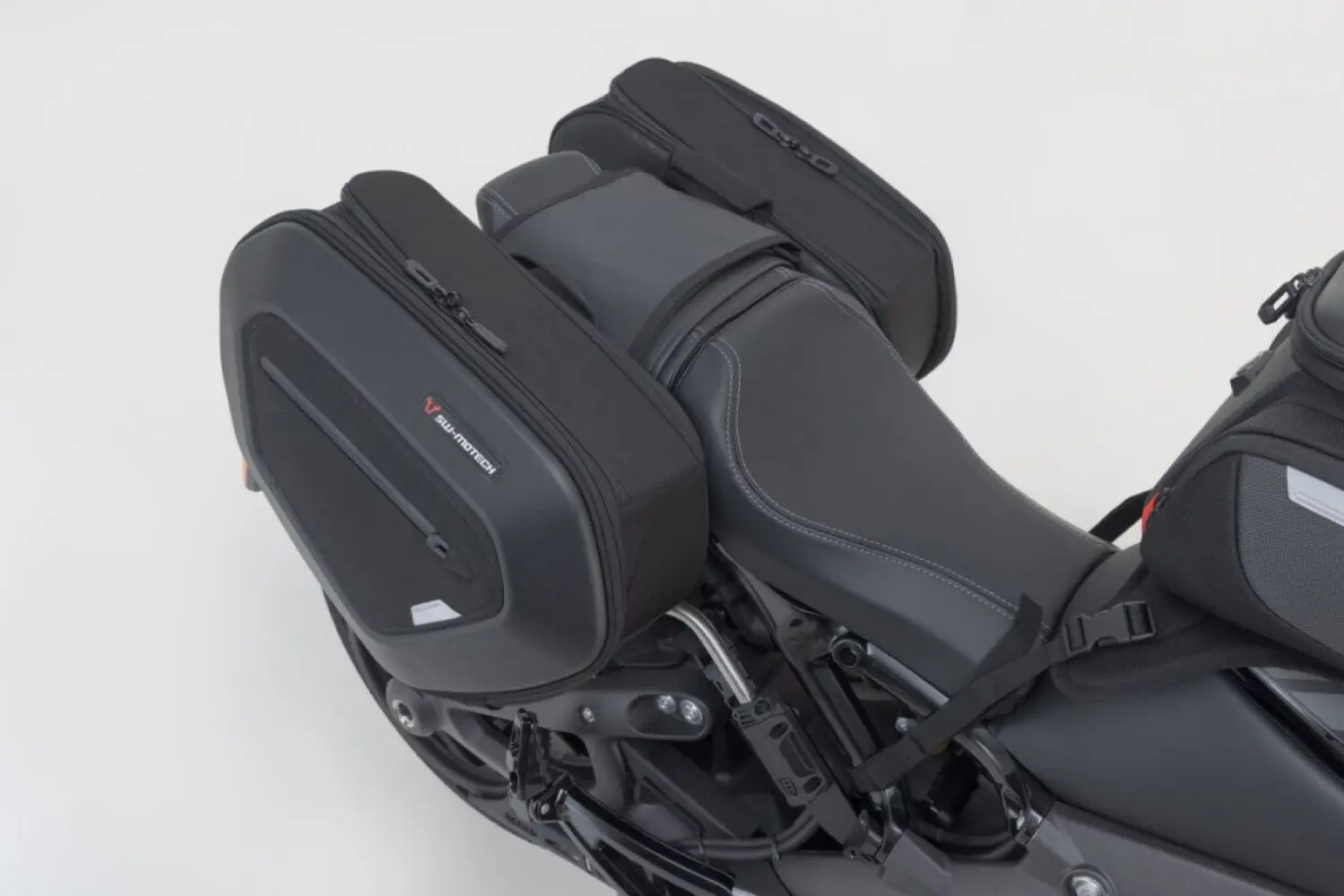 SW-MOTECH - PRO BLAZE SADDLEBAG SET - 35012082
