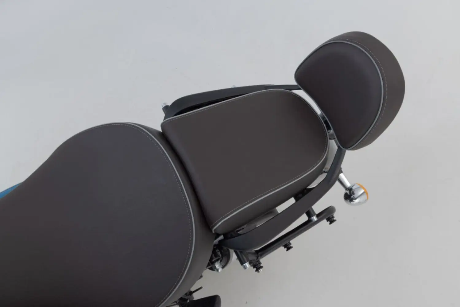 SW-MOTECH - SIDEBAG SYS LEGEND LC - 35012147