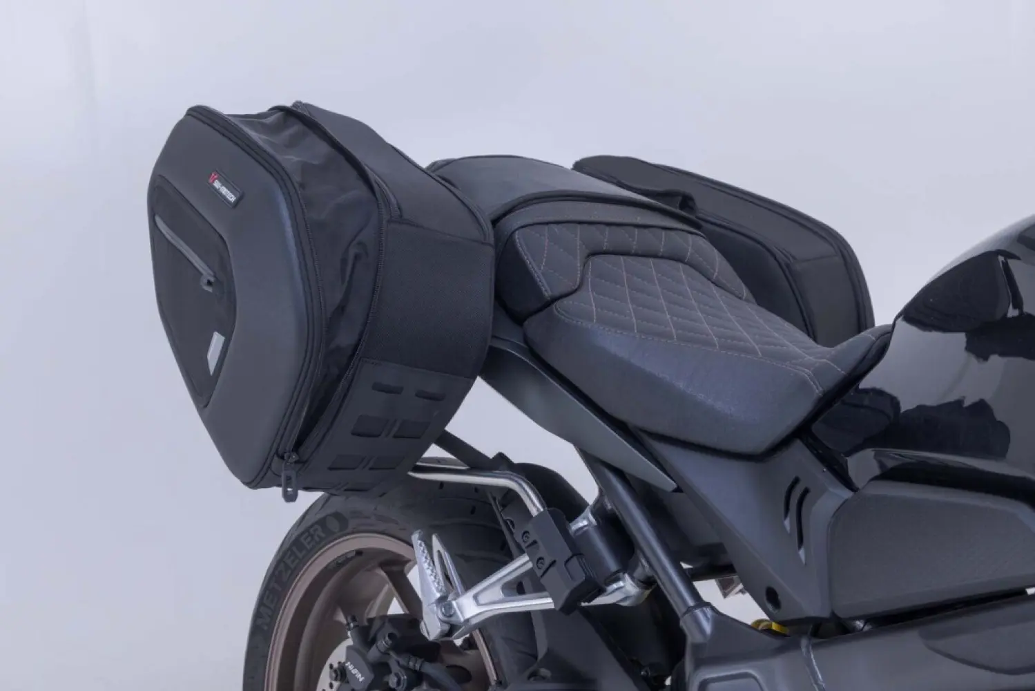 SW-MOTECH - PRO BLAZE H SADDLEBAG SET - 35012154