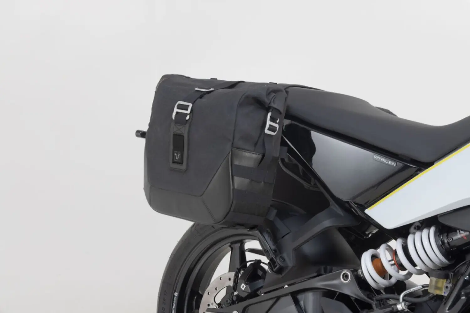 SW-MOTECH - LEGEND GEAR SIDE BAG SYSTEM LC - 35012215