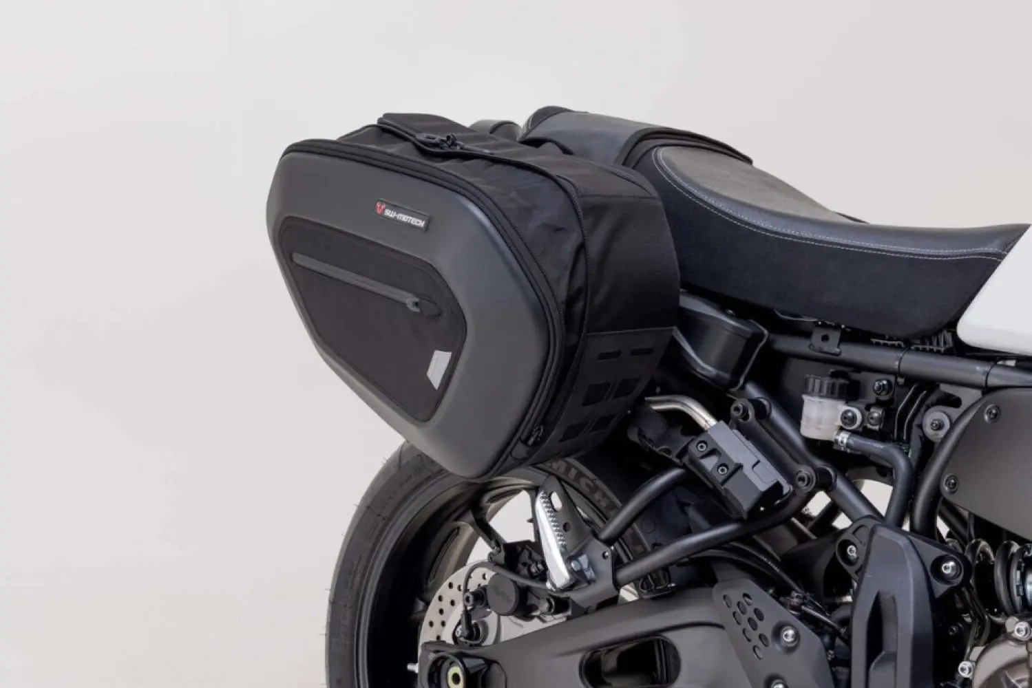 SW-MOTECH - PRO BLAZE H SADDLEBAG SET - 35012234