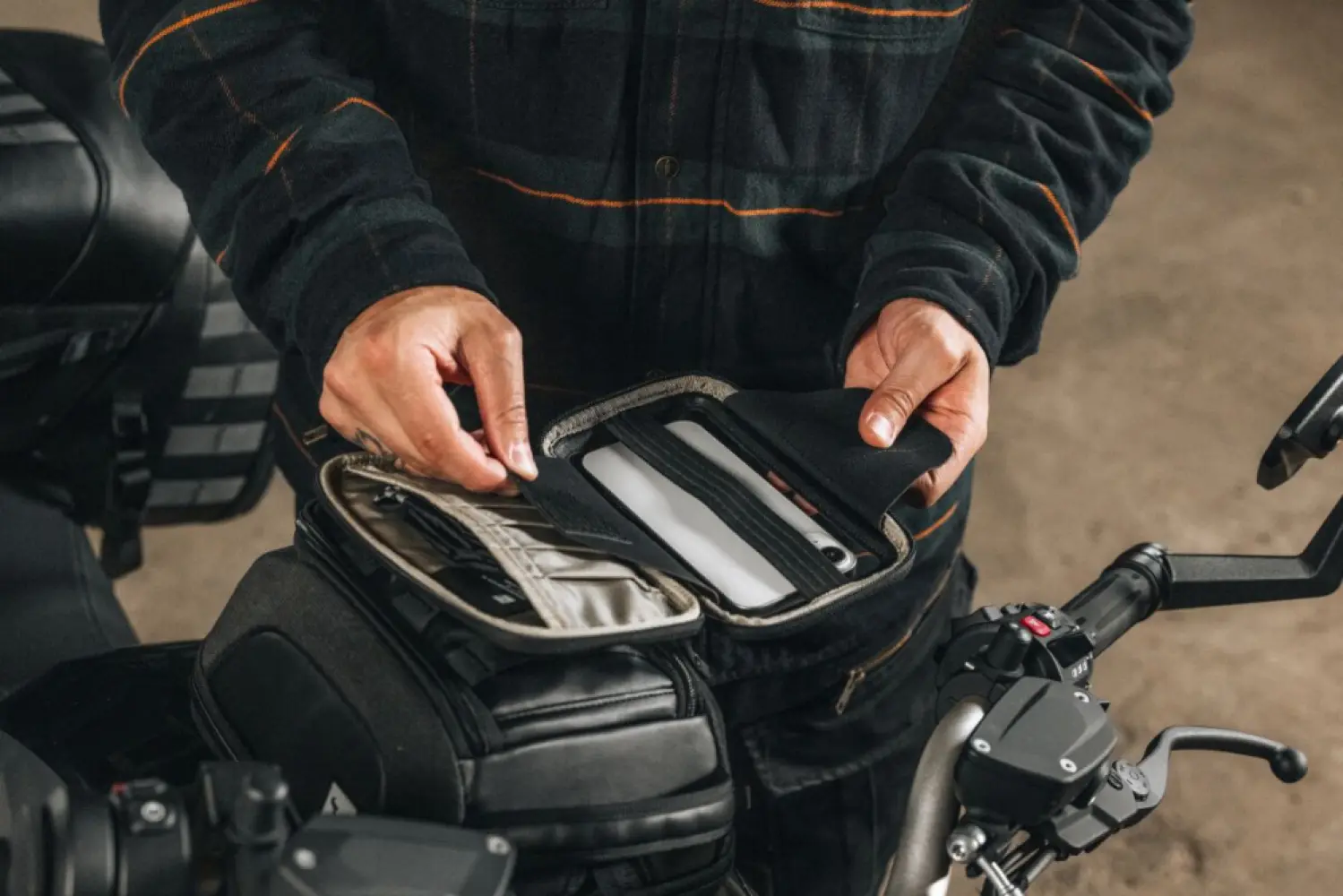 SW-MOTECH - SMARTPHONE BAG LEGEND LA11 - 35020758