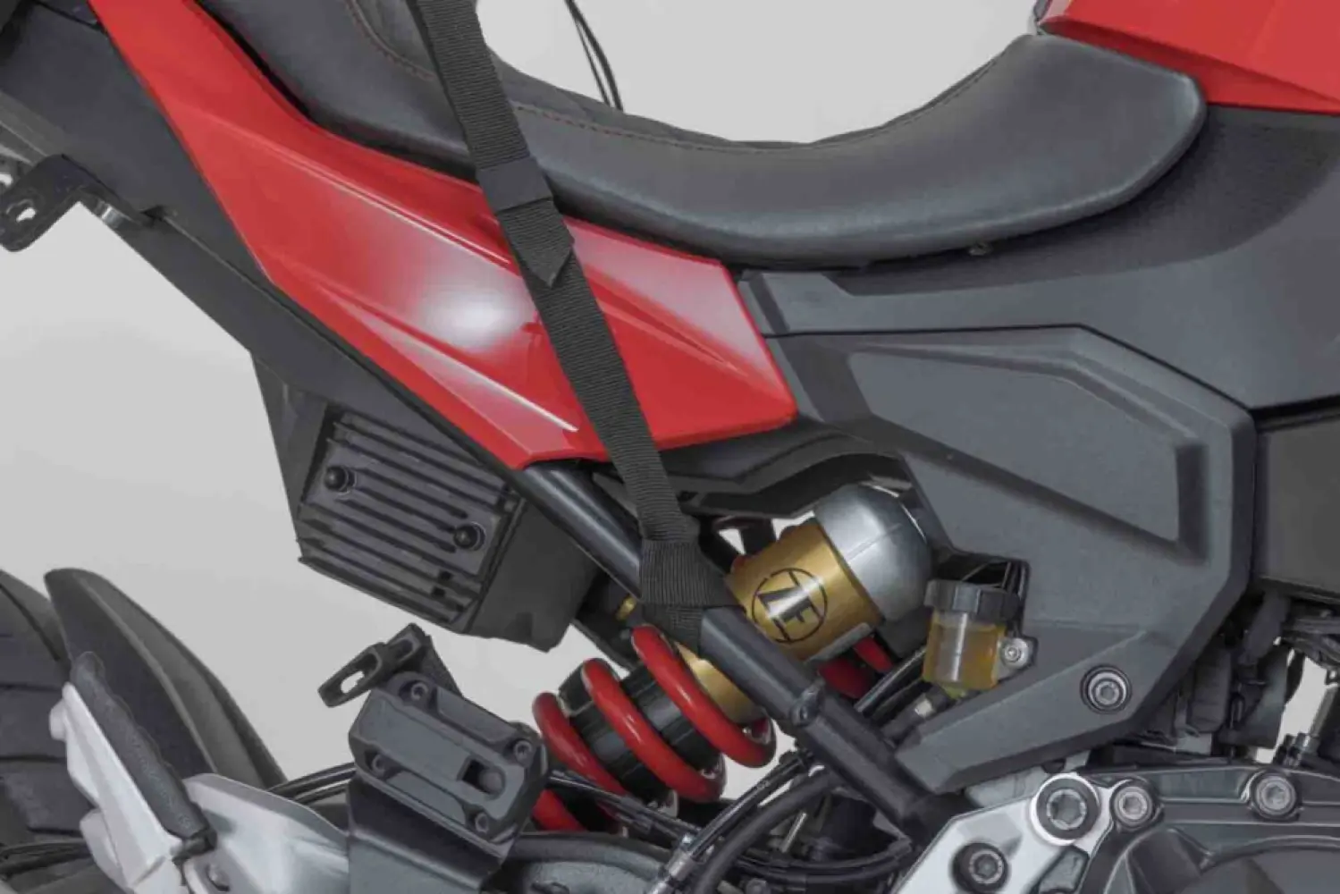 SW-MOTECH - DRYBAG 700 TAIL BAG - 35300047