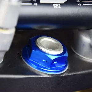 SCAR - STEERING STEM NUT BL - 38500421