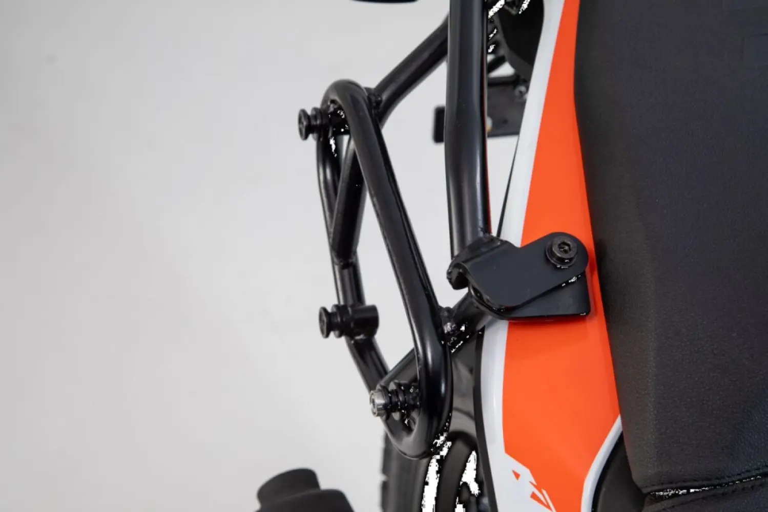 SW-MOTECH - SLC SIDE CARRIER R - 15100871