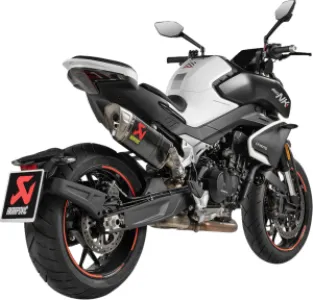 AKRAPOVIC - EXHAUST SLIP-ON CF/TI CFMOTO 8 - 18114725