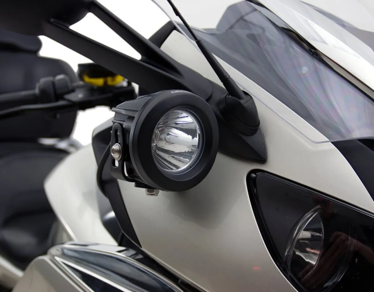 DENALI - DRIVING LIGHT MOUNT BMW K1600G - 20403361