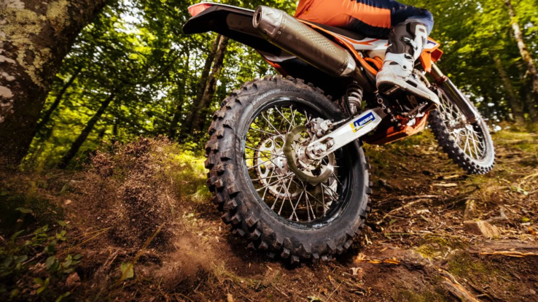 MICHELIN - ENDURO MEDIUM 2 120/90-18 M/C  - 03131143