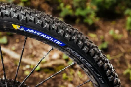 MICHELIN - FORCE AM2 COMP 29X2.40 - 03440028