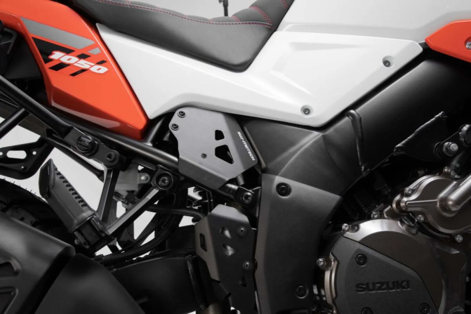 SW-MOTECH - SIDE COVER - 05052117