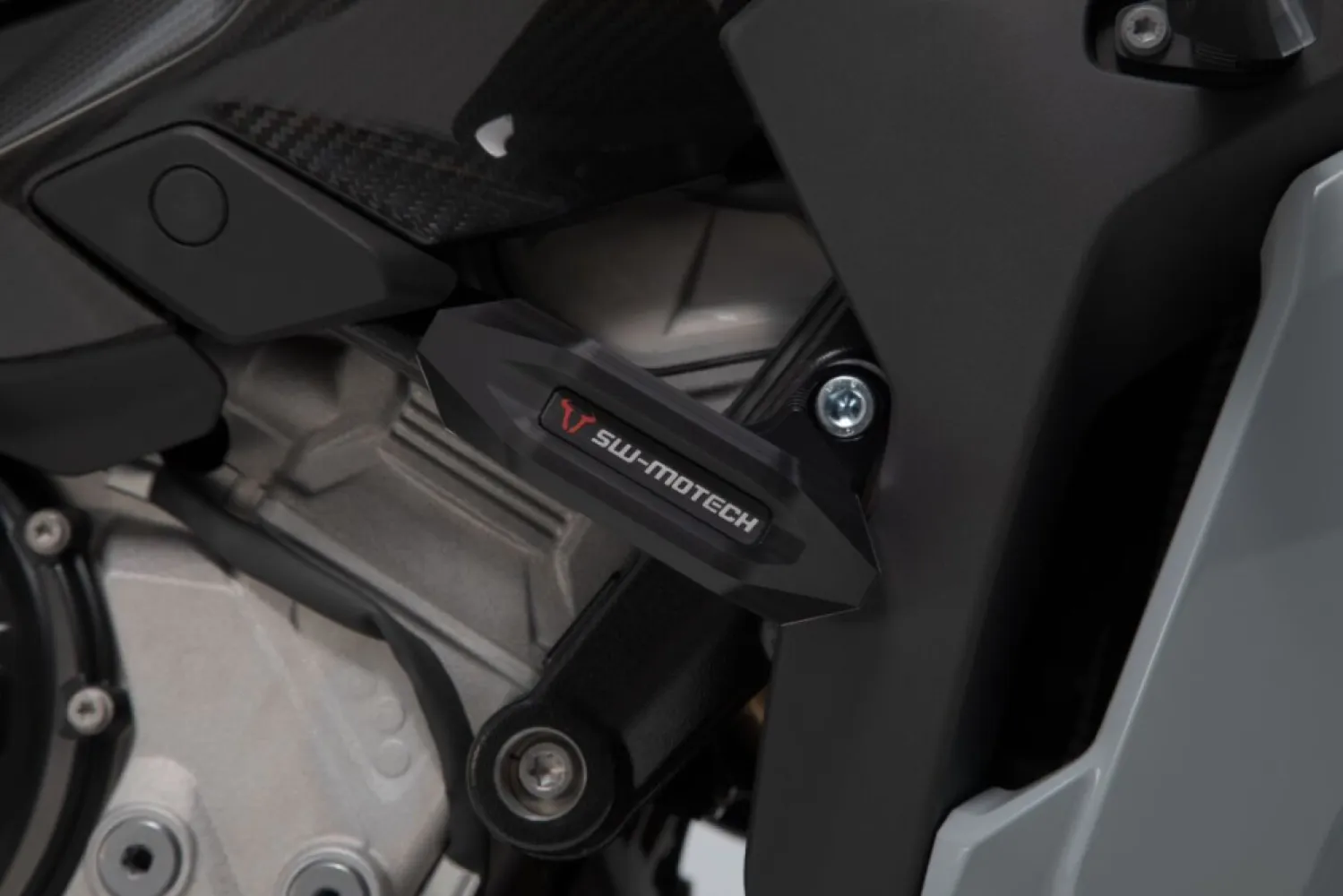 SW-MOTECH - SLIDER SET - 05052180