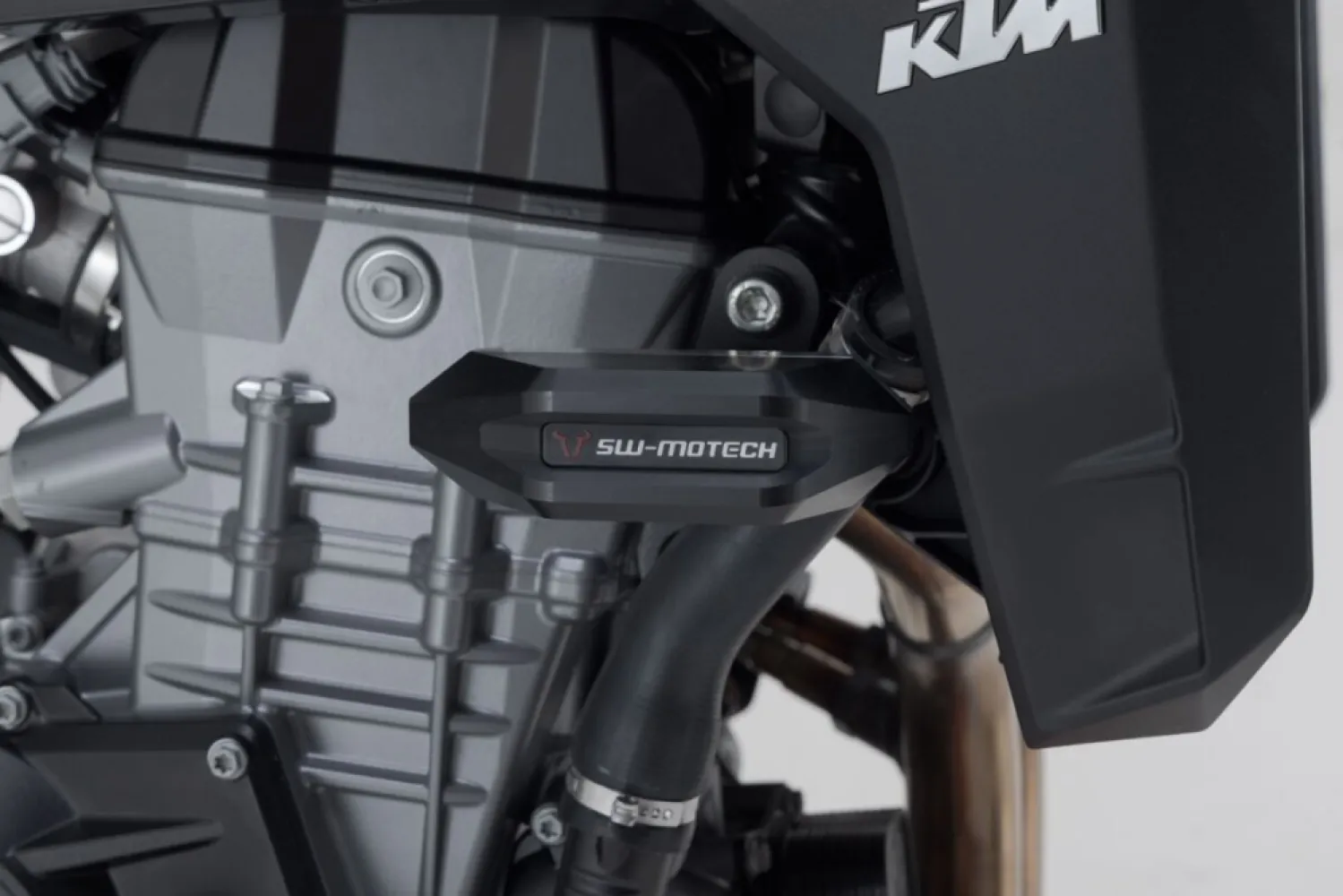 SW-MOTECH - FRAME SLIDER SET KTM 990 DUKE - 05052500