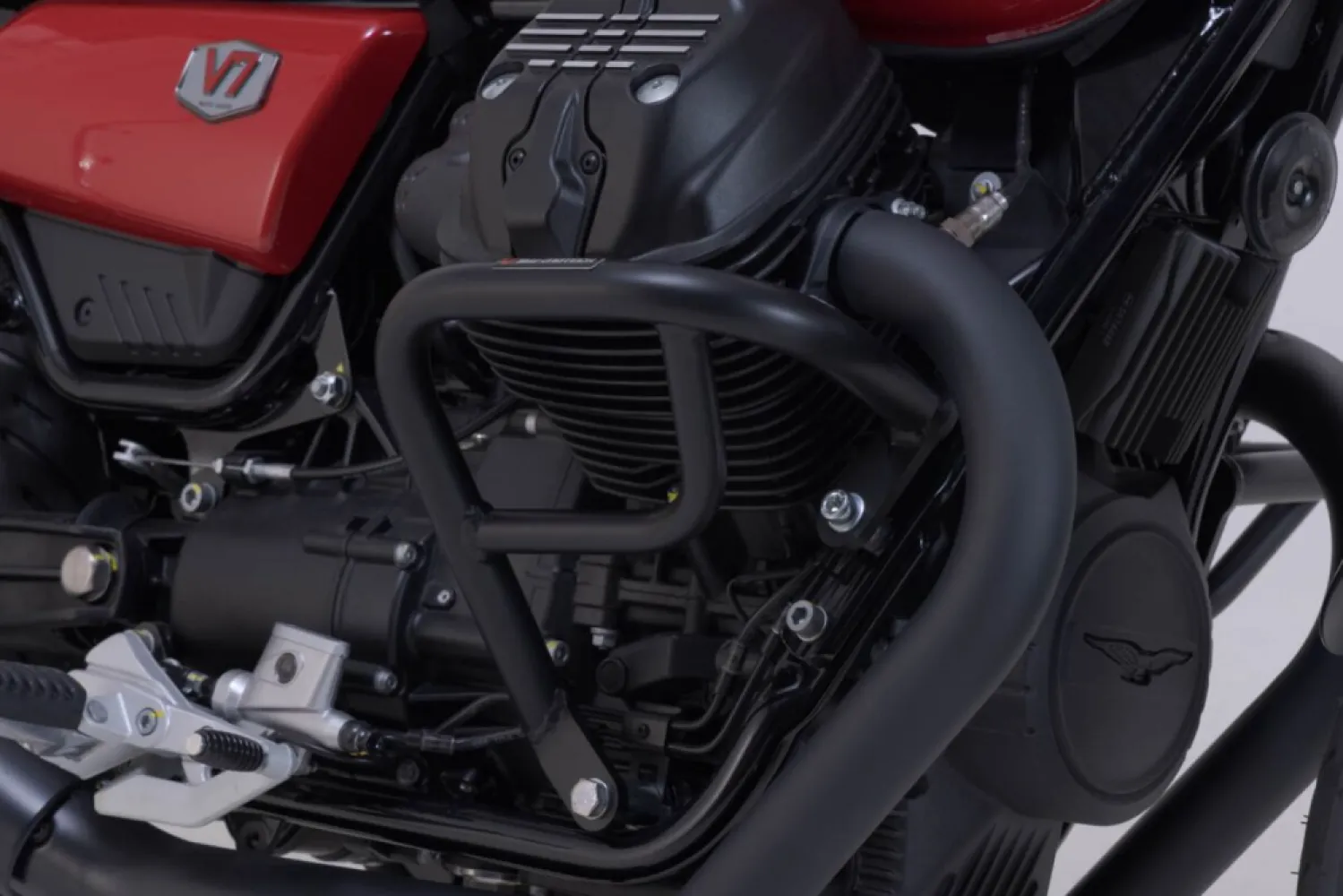 SW-MOTECH - CRASH BAR MOTO GUZZI V7/V9 - 05052517