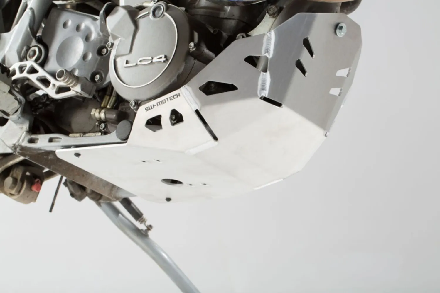 SW-MOTECH - ENGINE GUARD - 05061643