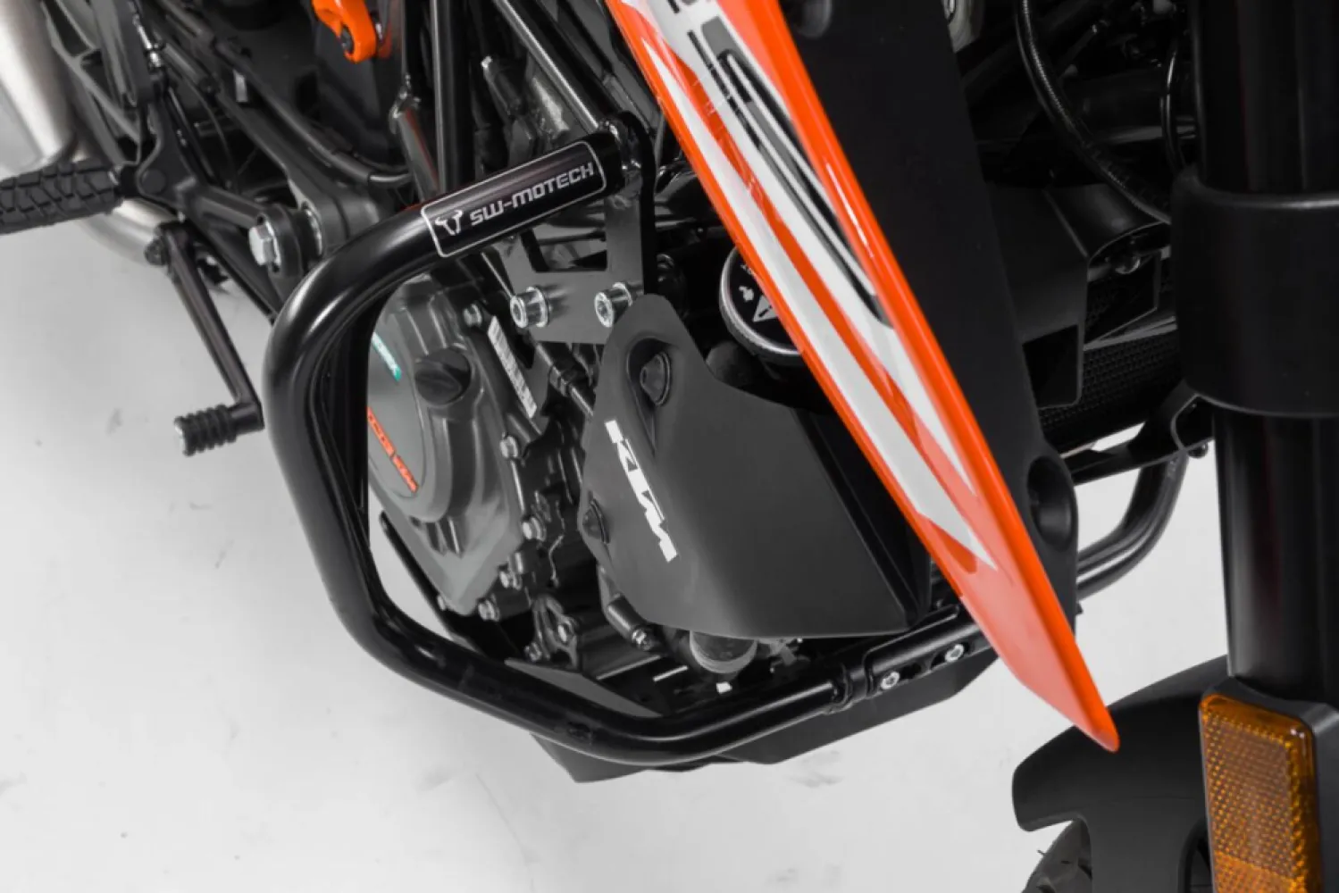 SW-MOTECH - CRASH BAR - 05061668