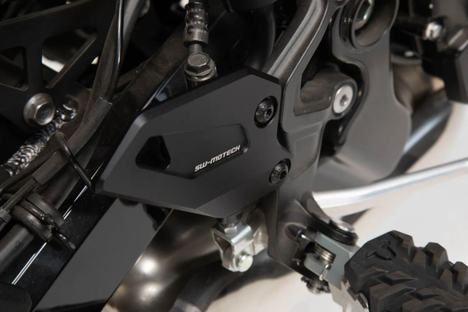 SW-MOTECH - HEEL GUARD - 05061686