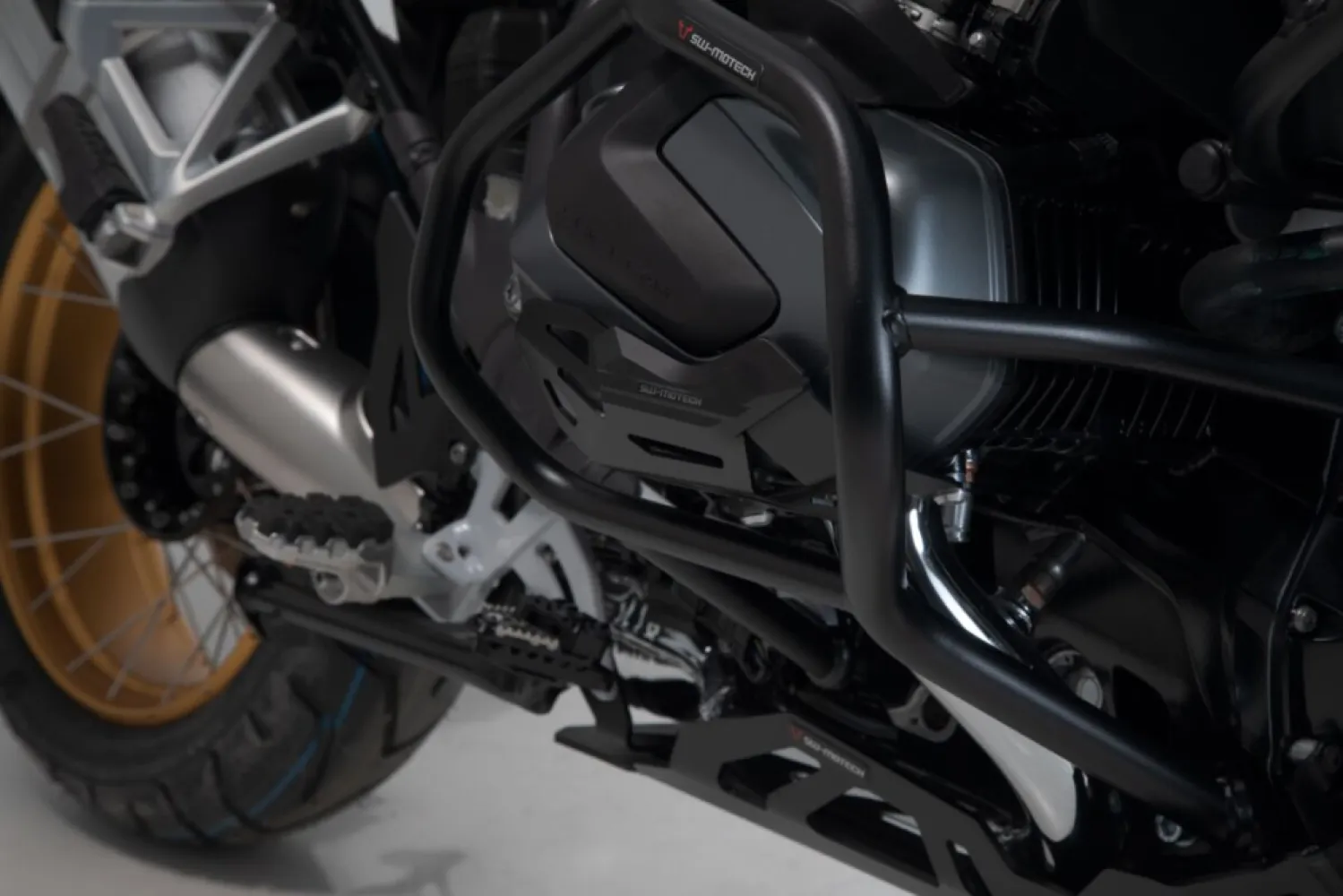 SW-MOTECH - CYLINDER GUARD - 05061937