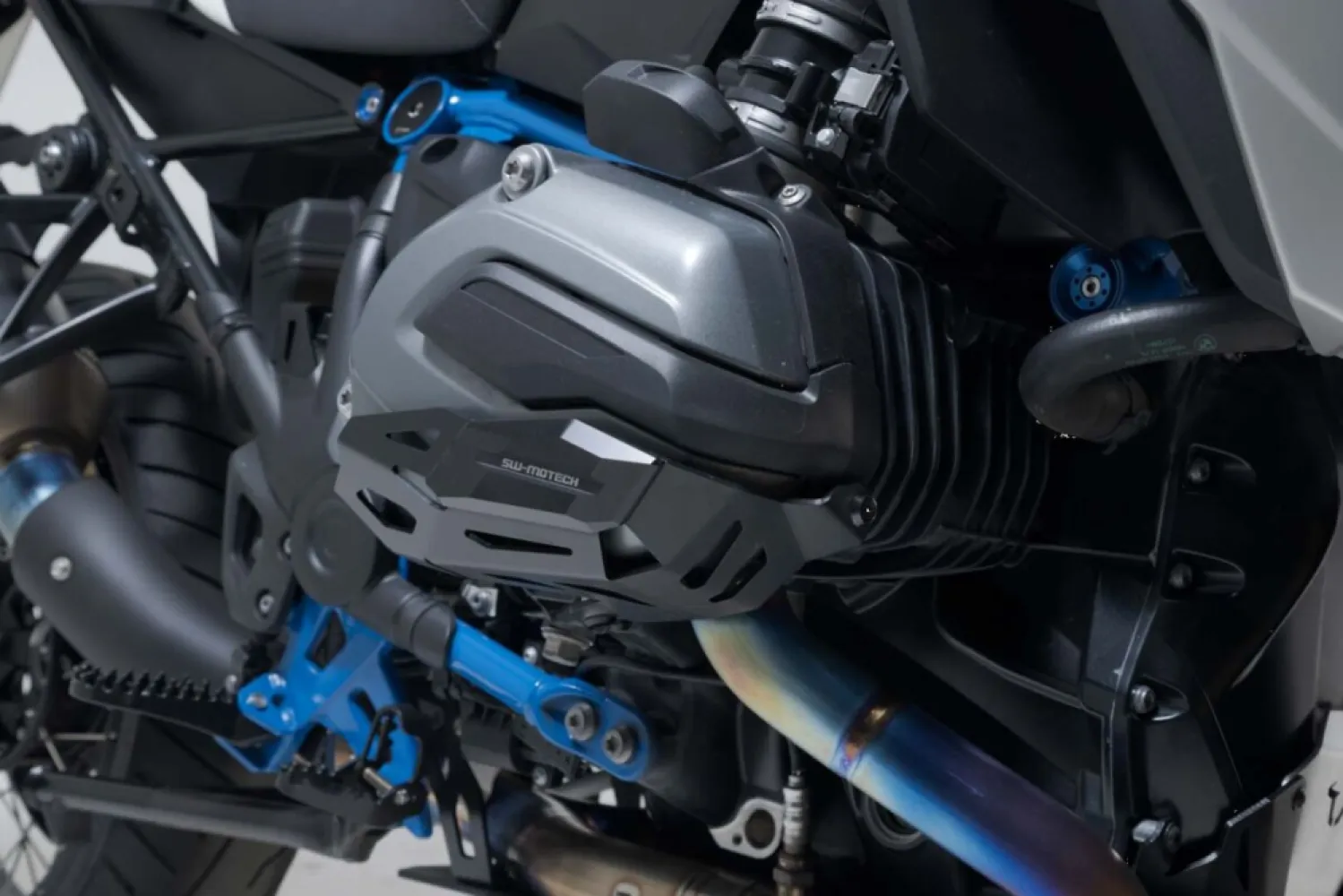 SW-MOTECH - CYLINDER GUARD - 05061948