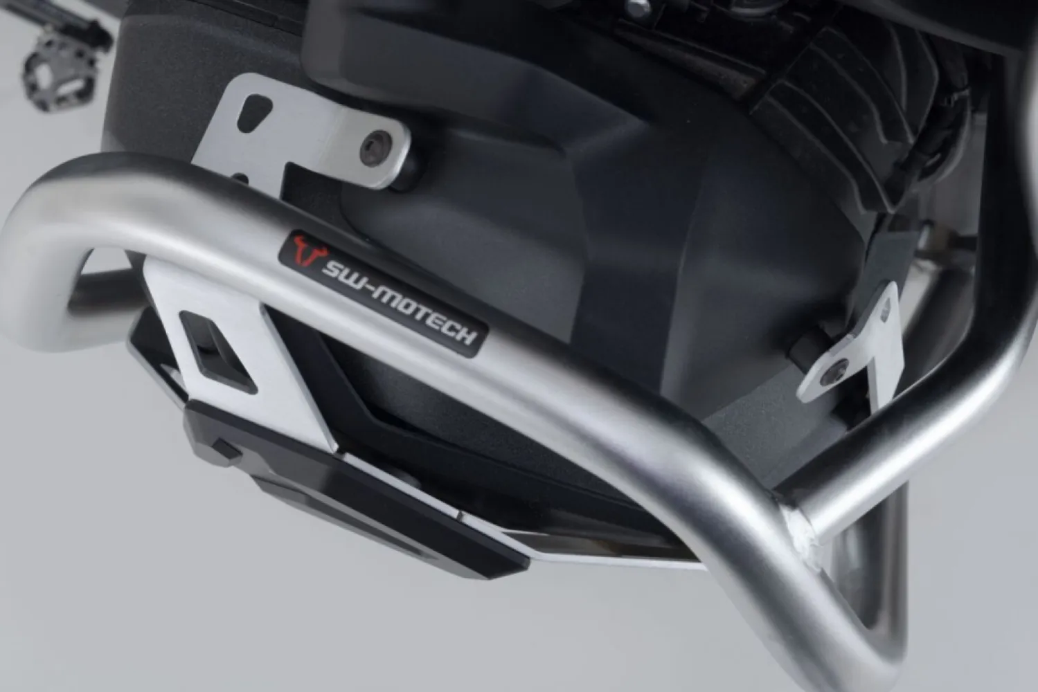 SW-MOTECH - CYLINDER GUARD SILVER R1300GS - 05062151