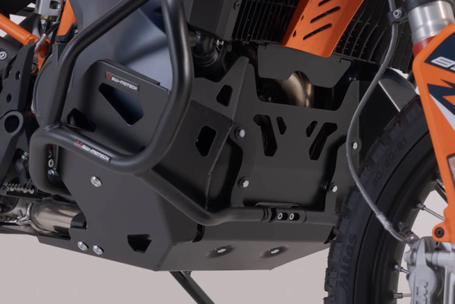 SW-MOTECH - ENGINE GUARD - 05062175