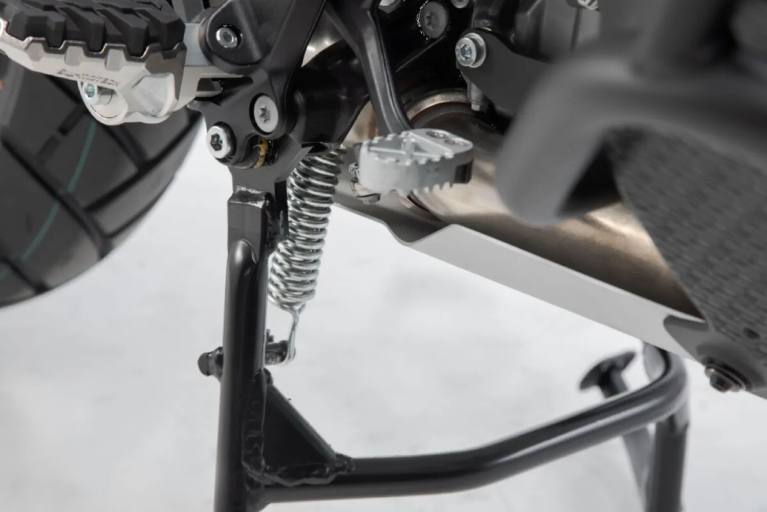 SW-MOTECH - CENTERSTAND - 05100589