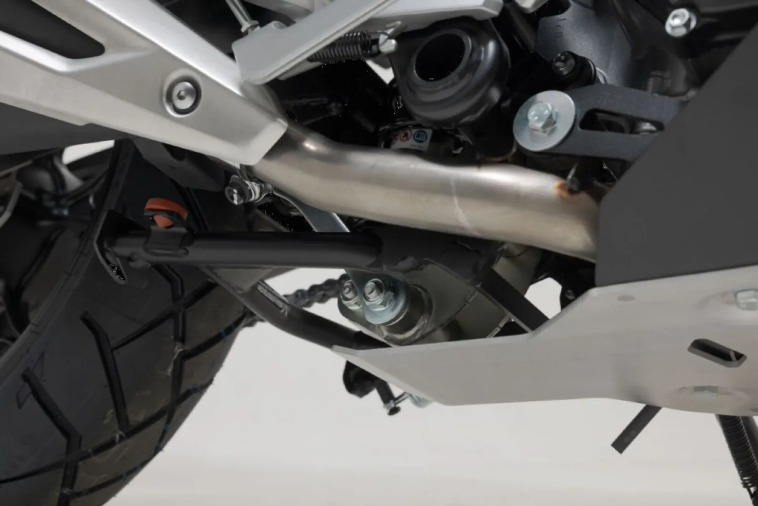 SW-MOTECH - CENTERSTAND - 05100657