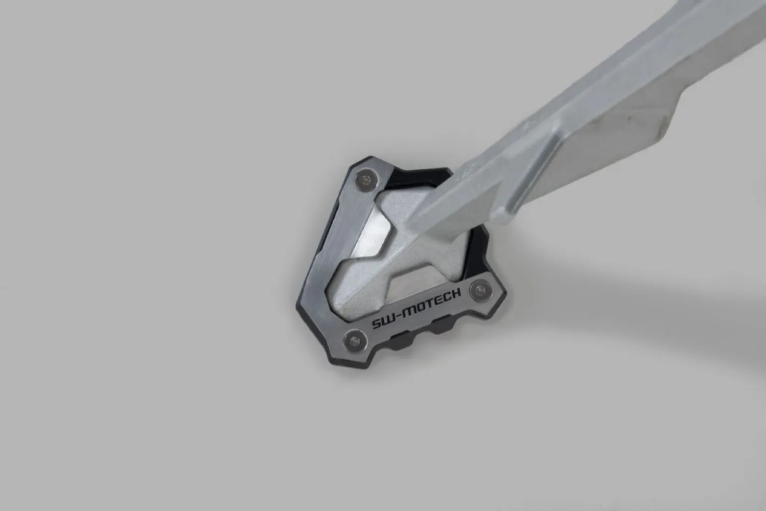 SW-MOTECH - SIDESTAND FOOT EXTENSION F900G - 05100728