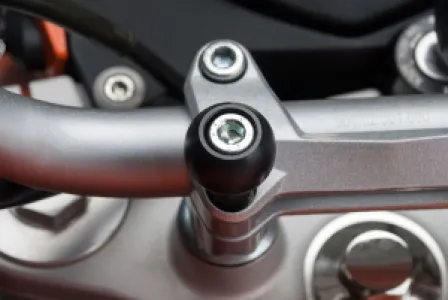 SW-MOTECH - THREAD M8 1 BALL - 06030834
