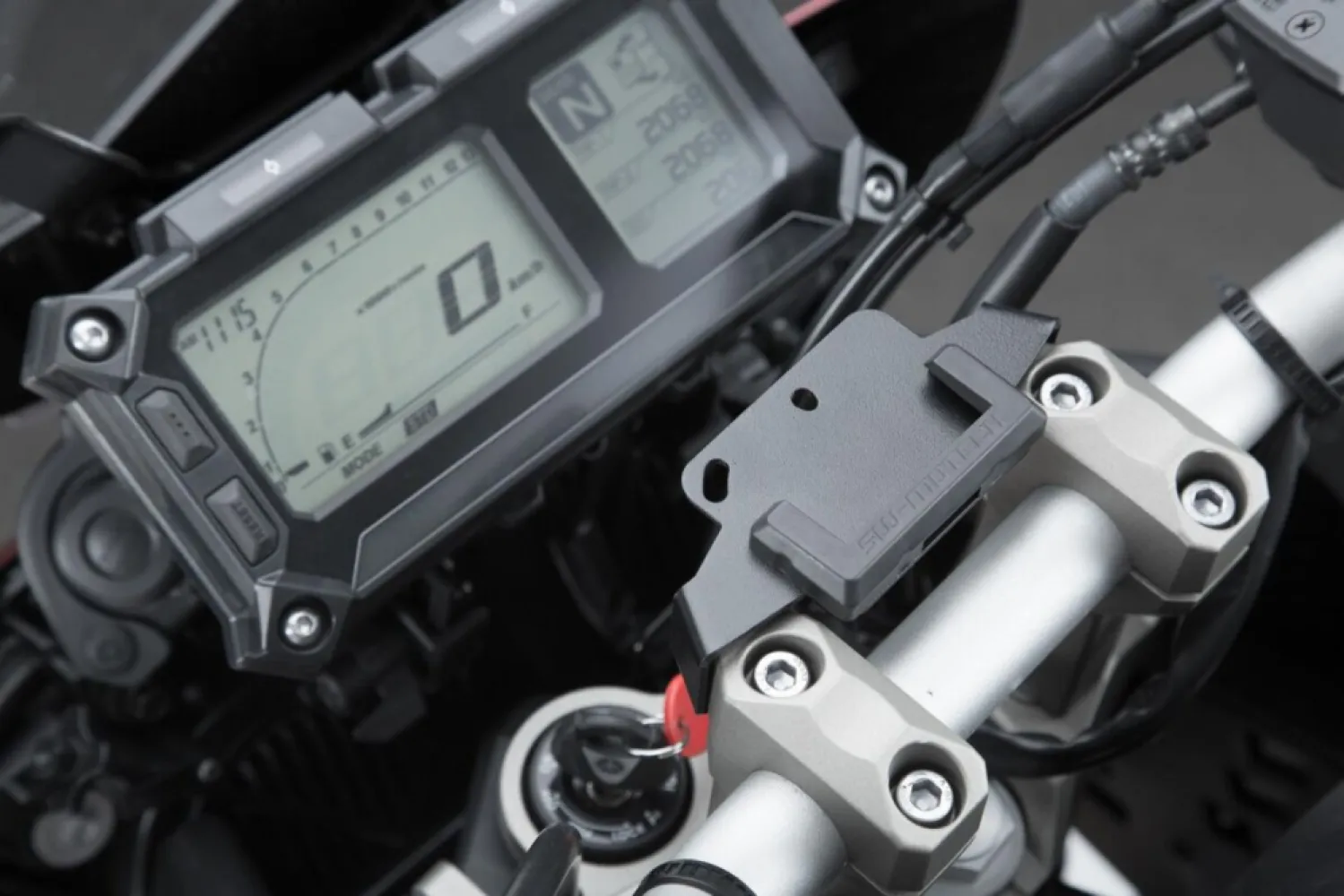 SW-MOTECH - HANDLEBAR GPS MOUNT - 06030865