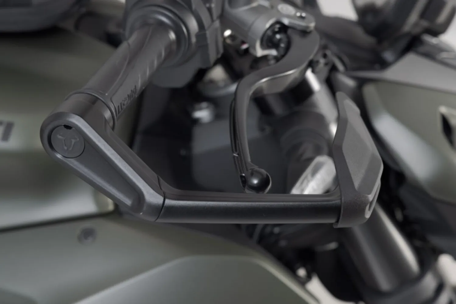 SW-MOTECH - LEVER GUARDS W/ WIND PROTECTIO - 06150401