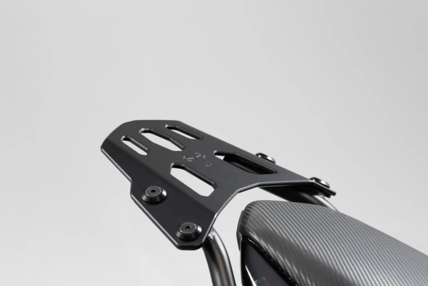 SW-MOTECH - ADAPTER PLATE STREET-RACK - 15101279