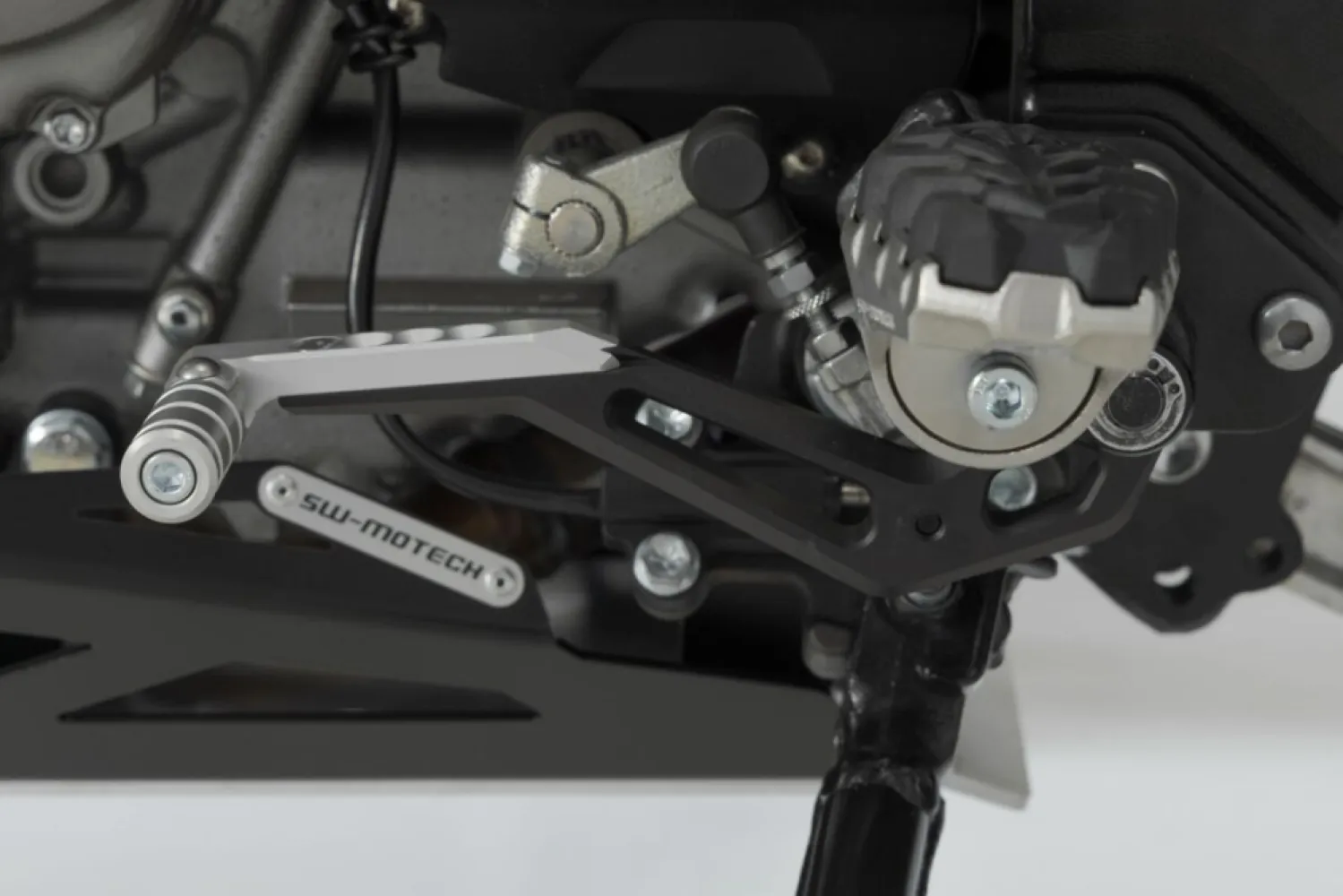 SW-MOTECH - GEAR LEVER - 16021519