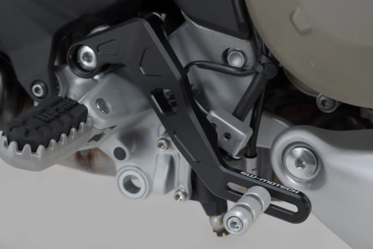 SW-MOTECH - BRAKE PEDAL - 16100753