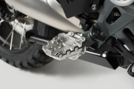 SW-MOTECH - EVO FOOTREST KIT - 16202366