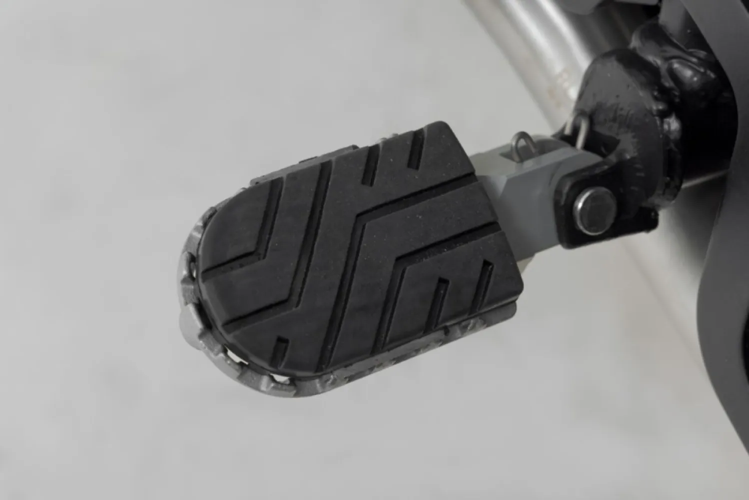 SW-MOTECH - ION FOOTREST KIT - 16202386
