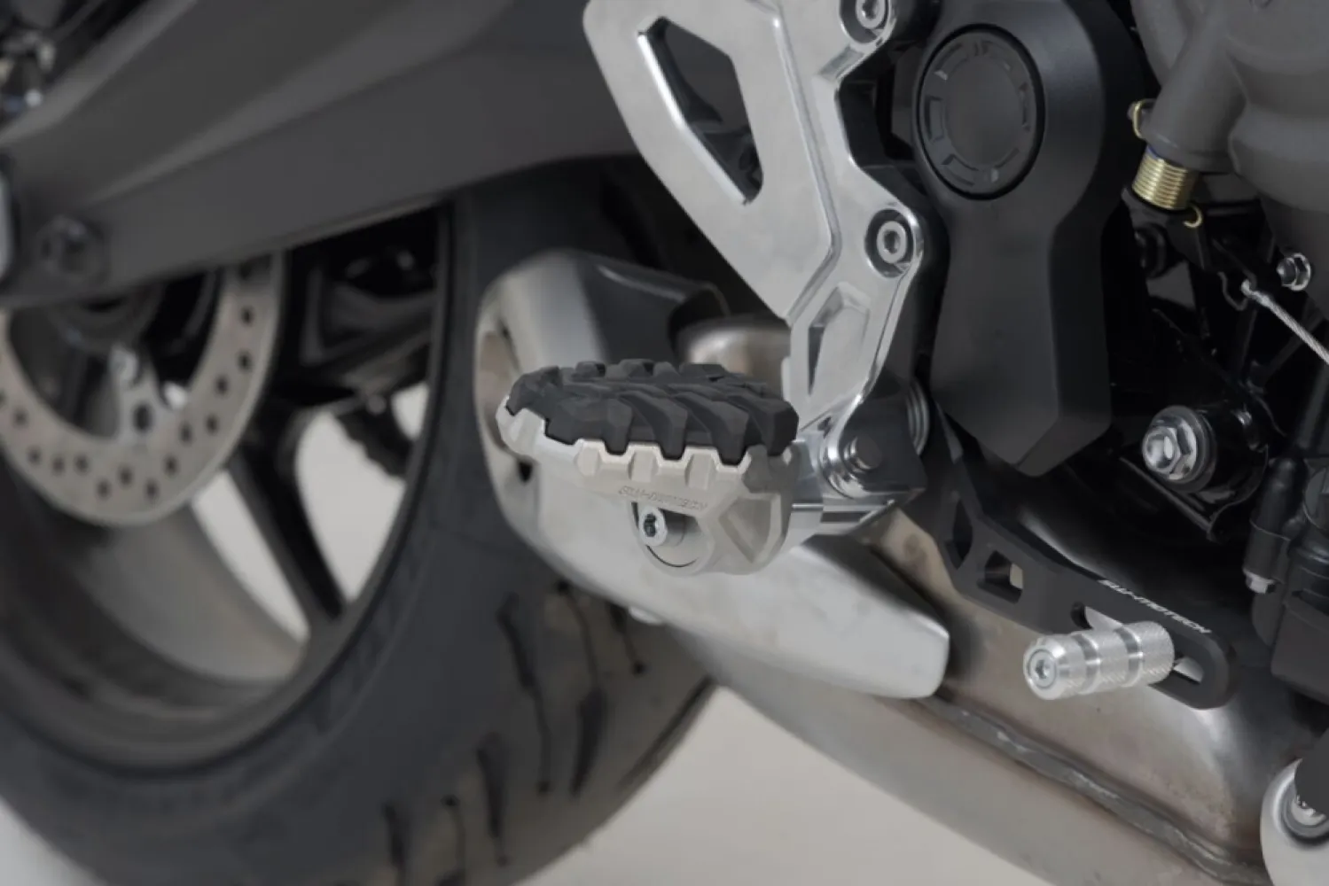 SW-MOTECH - EVO FOOTREST KIT - 16202462