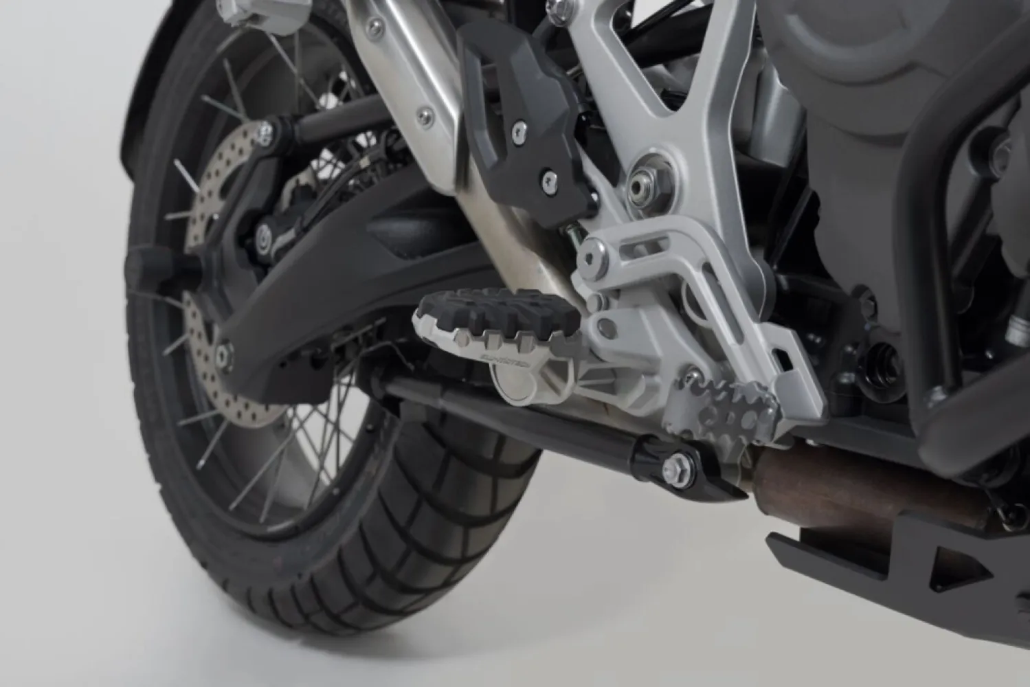 SW-MOTECH - EVO FOOTREST KIT - 16202463