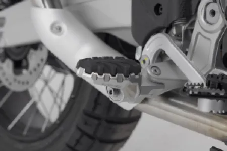 SW-MOTECH - EVO FOOTREST KIT - 16202682