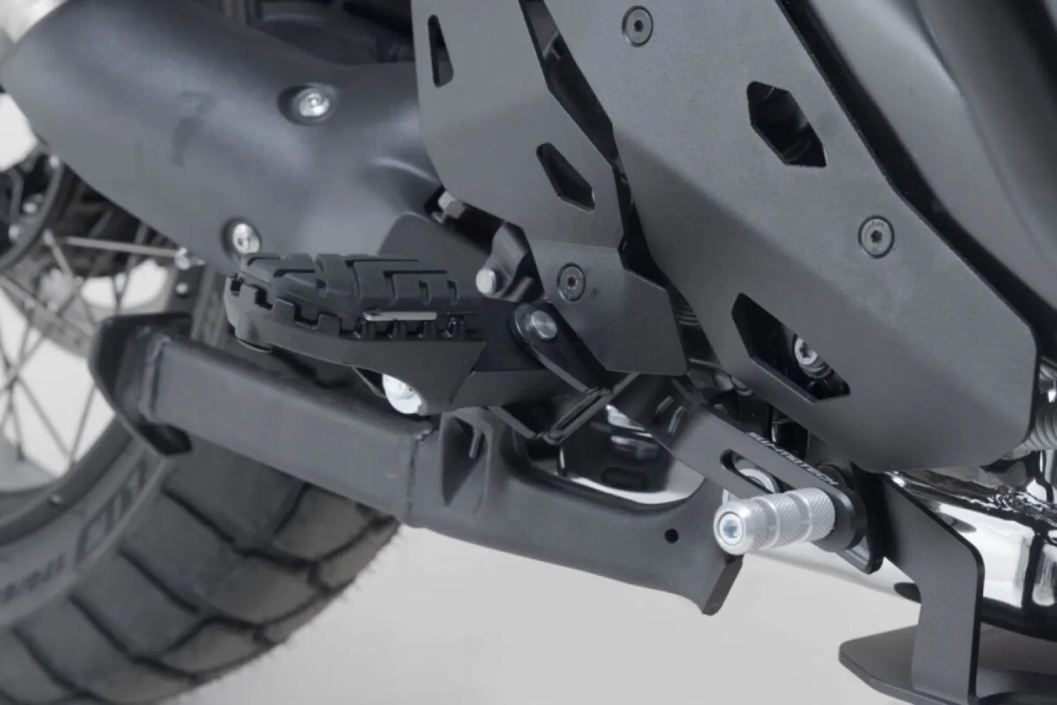 SW-MOTECH - FOOTREST KIT ION - 16202686