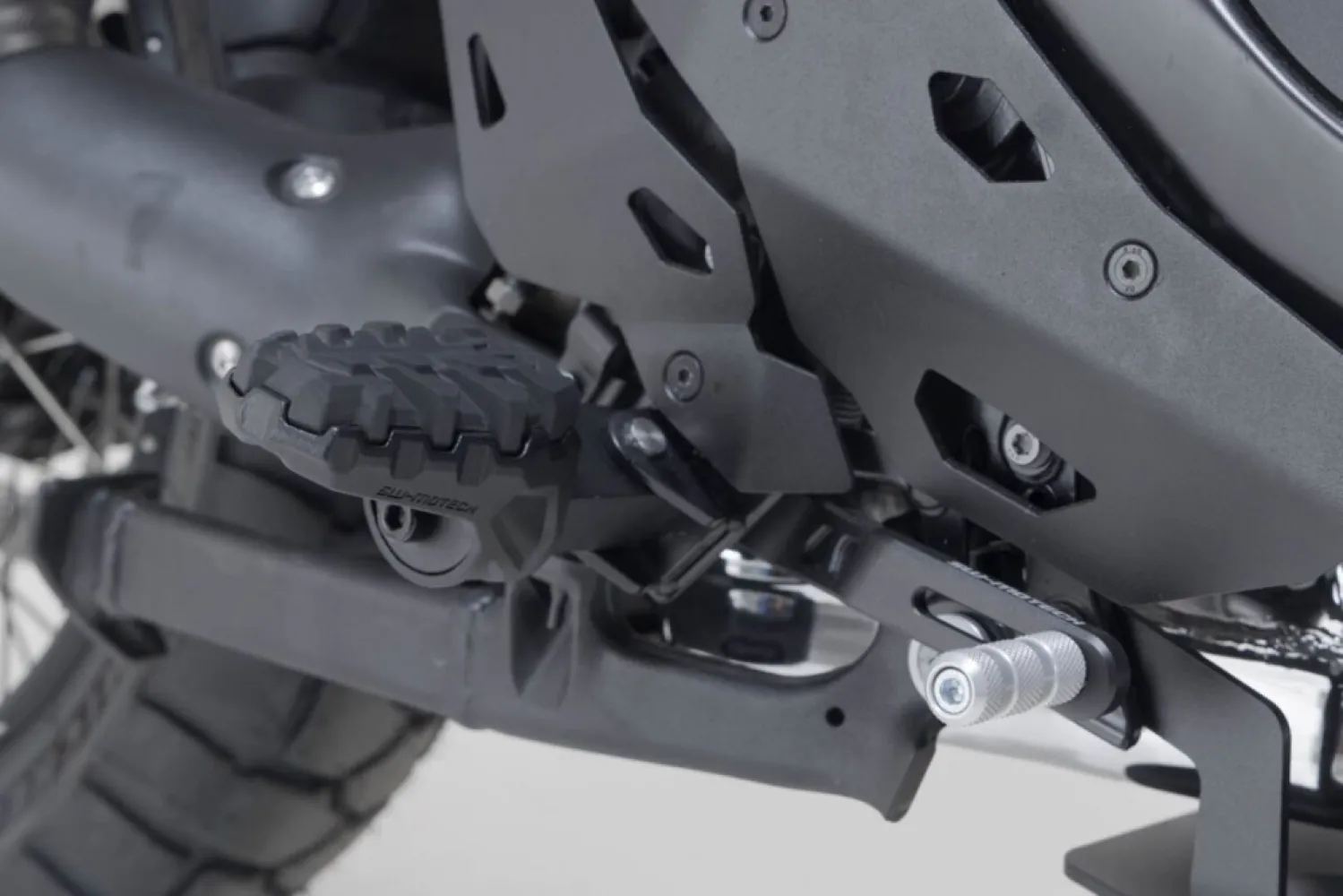 SW-MOTECH - FOOTREST KIT EVO - 16202709