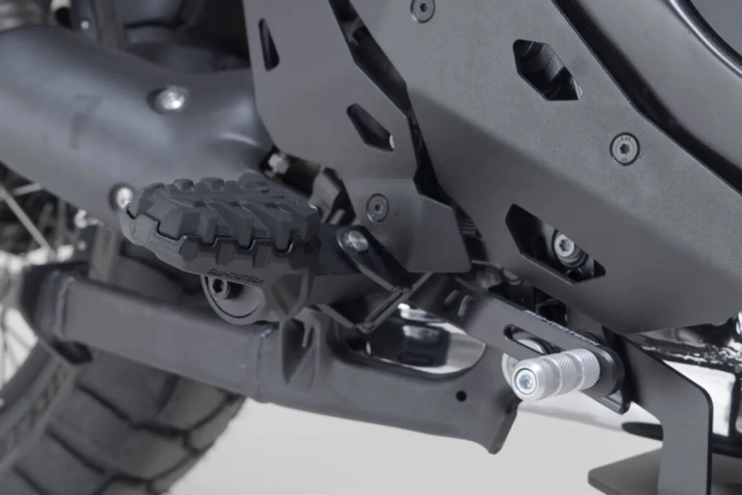 SW-MOTECH - EVO FOOTREST KIT - 16202718